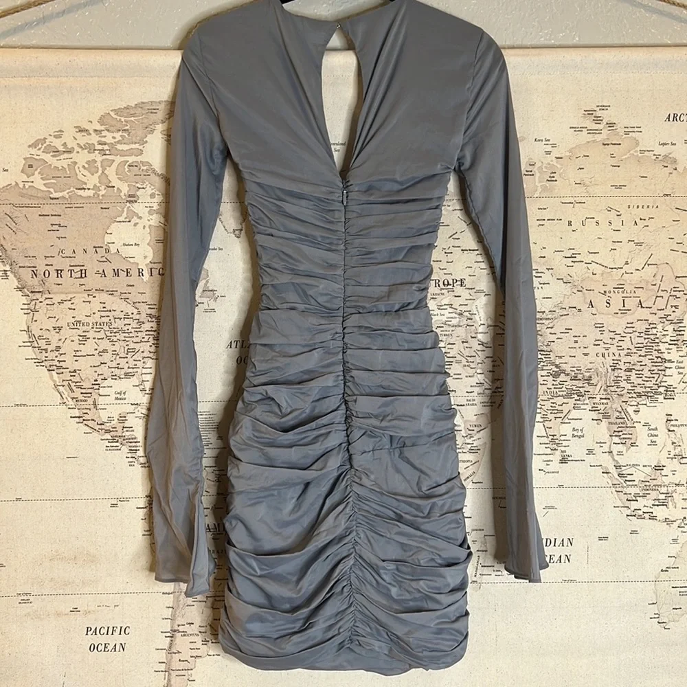 House of CB ‘Camille’ Dove Grey Real Silk Mini Dress NWOT - Picture 9 of 10